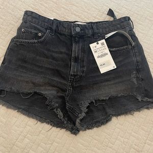 Zara shorts in black